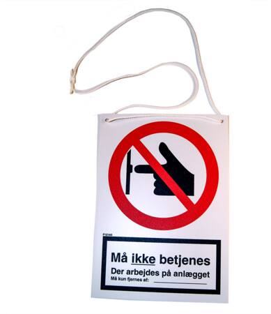 Skilt A6 148X105Mm Må Ikke Betjenes ⎮ 5708387017851 ⎮ 904500013 ⎮ 5497545173 ⎮ 